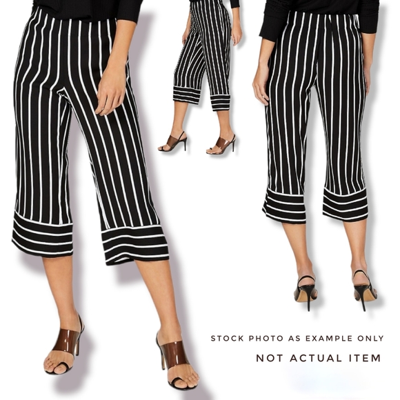 Stripe Wide Leg Cropped Pants - Picture 2 of 14